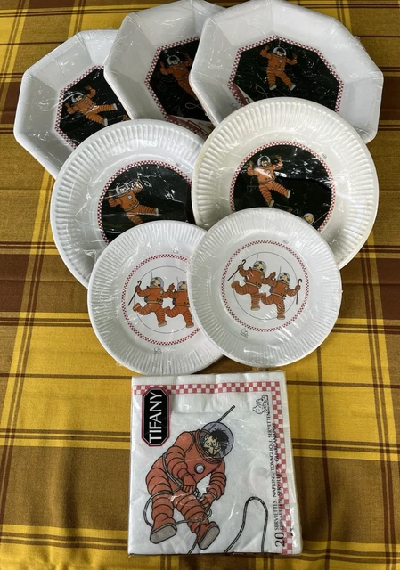 Lot De 6 Assiettes En Teck Scandinave Des Années 70 - Marque Frantz V - Style Mid-Century - Diamètre 10.75 Pouces