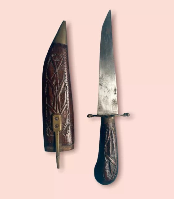 Antique indian knife. 1840-1900s