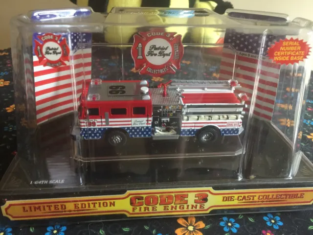 Code 3 2002 Firehouse Expo Pumper 12132 1 of 2004 Limited edition