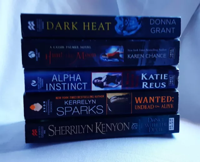 Paranormal Fantasy Book Bundle Small Paperback x 5 Lot Sherrilyn Kenyon Kerrelyn