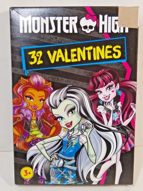 32 Monster High  Valentines Day Cards  New Box Damage  USA Made