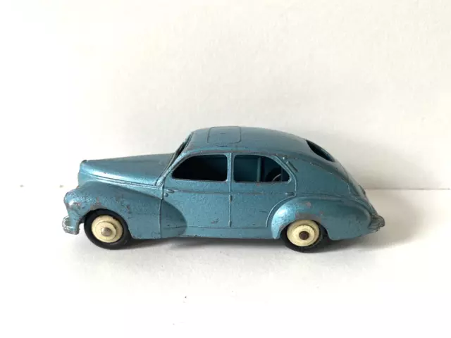 Dinky Toys Peugeot 203