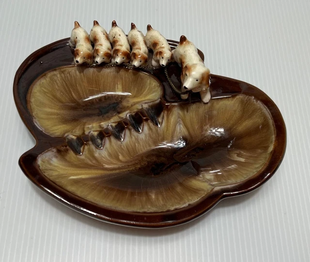 Vintage Dee Bee Co Ceramic Porcelain Dog With Puppies On Chain Ashtray