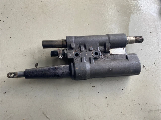 VOLVO PENTA power steering actuator Ram 852741 - DP/DUO PROP