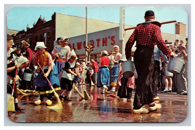Holland, MI Michigan, Tulip Time Scrubbing the Streets, Vintage Chrome Postcard