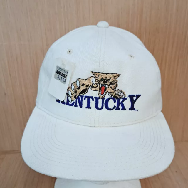 Vintage Kentucky Wildcats Mens White Hat Cap Adjustable Youngan Kudzu