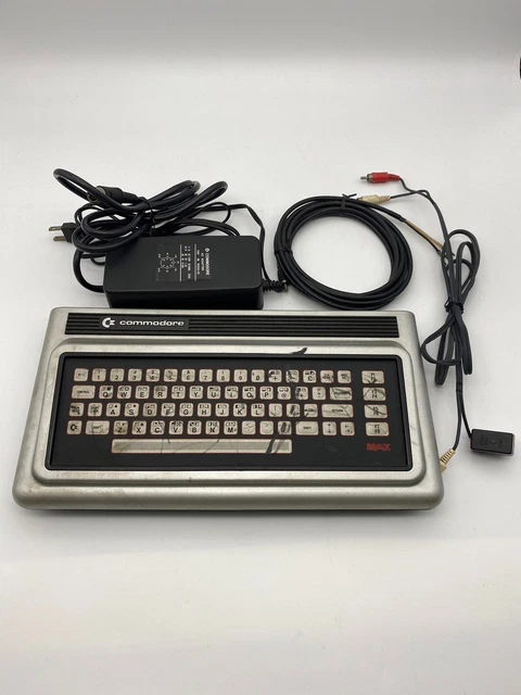 コモドール MAX-04 COMMODORE コンピューター MAX-04 マックスマシーン 本体