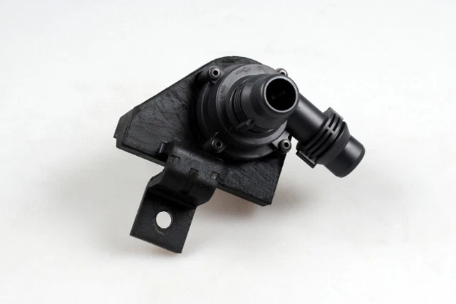 Pompa acqua supplementare GK (circuito acqua di raffreddamento) 998221 per BMW Serie 5 E60 Touring E61