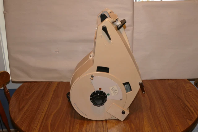 Titmus Optical Vision Tester OV-7M With 12 Slides