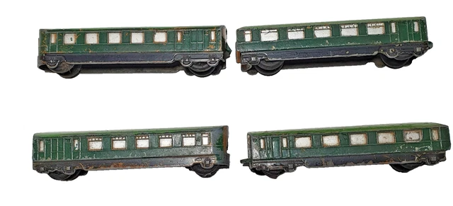 Wagon Couvert Dinky Jouets (25b) - Vert / Moyeux Verts - Occasion Sans Boîte
