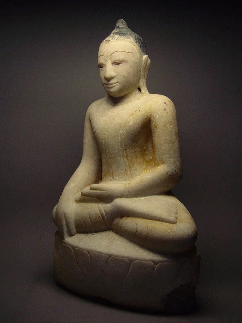 ANTIQUE BURMESE SHAN STATES MARBLE STATUE OF BUDDHA, MYANMAR, 19th C. 3