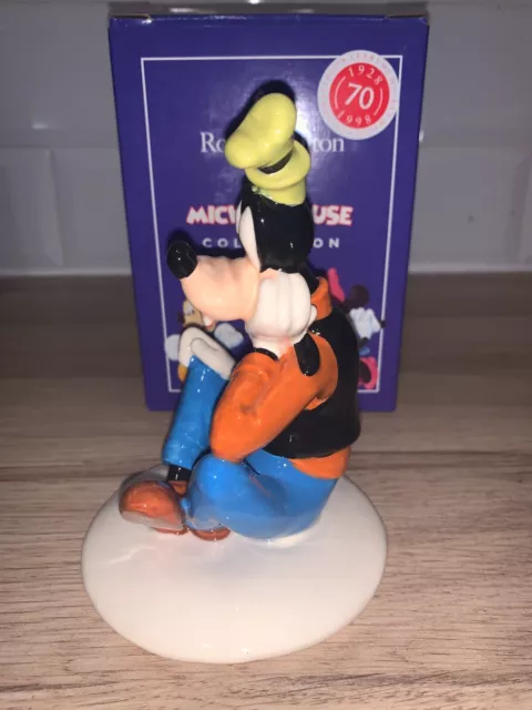 Royal Doulton Walt Disney Figure  Goofy' The Mickey Mouse Collection' 2