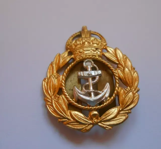 Royal Navy petty   officers  war economy brass cap badge 2ww vintage