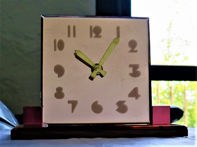 Horloge Art deco miroir modernist clock peach glass mirrored