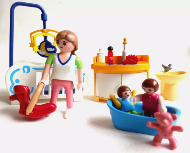 Playmobil - city : chambre de bébé - personnage lit meuble lot maison enfant