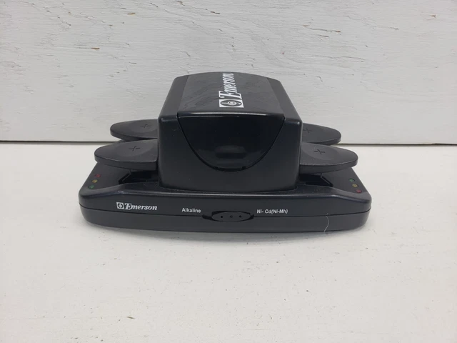 Emerson Universal Charger EBR444 With Manual Alkaline/Ni-Cd