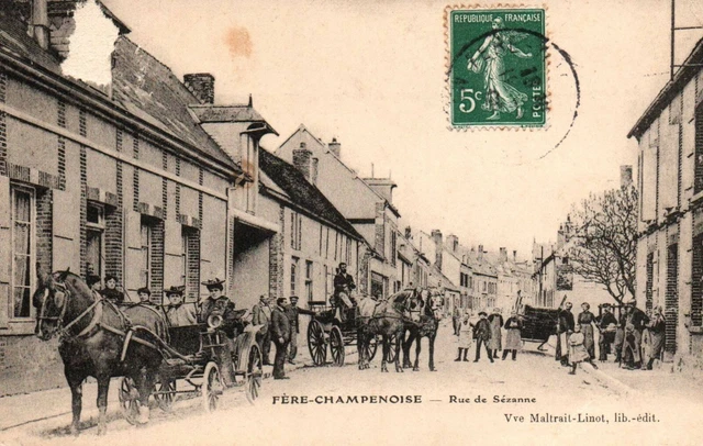 CPA 51 - FERE-CHAMPENOISE (Marne) - Rue de Sézanne (animée, attelages)