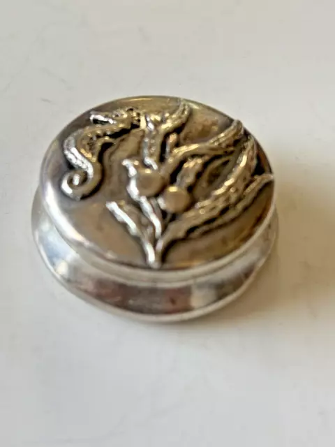 Tiffany & Co. Sterling Silver Pill Box Case ~ Seahorse  ~ Sea Plants