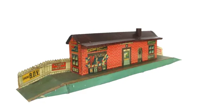 AC3859: Vintage Bing O Gauge Country Station  624