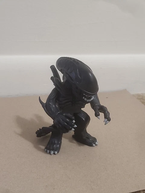 Diamond Select Toys Vinimates Aliens Ellen Ripley vinyl figure MIB