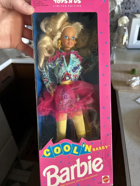 Vintage 1992 Cool N Sassy Barbie Toys R Us Limited Edition #1490 NRFB