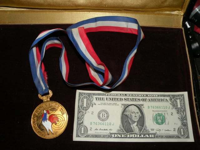 RARE médaille Fédération Française de Tir Centenaire 1886-1996 numéroté