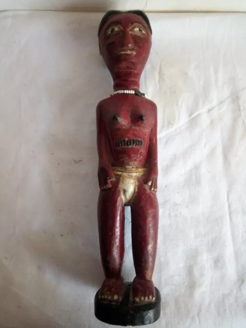 Ancienne statuette Africaine .