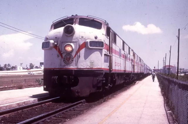 DUPLICATE RAILROAD SLIDE SAL SEABOARD AIR LINE 3047 EMD E7A train SCL Coast