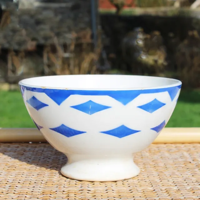 Ancien bol à soupe en faïence de Badonviller formes géométriques bleues ø 17 cm