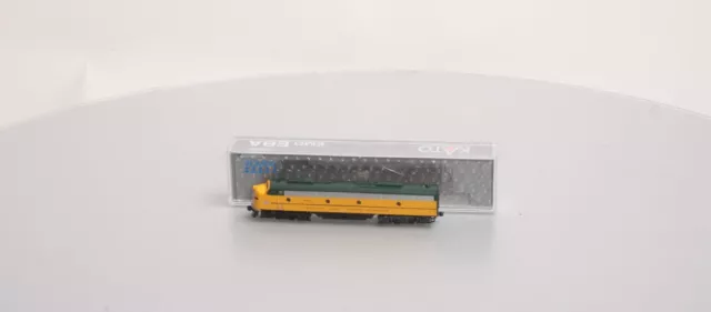 Kato 176-5360 N Scale Chicago & Northwestern Diesel Locomotive #5021B w/ DCC LN