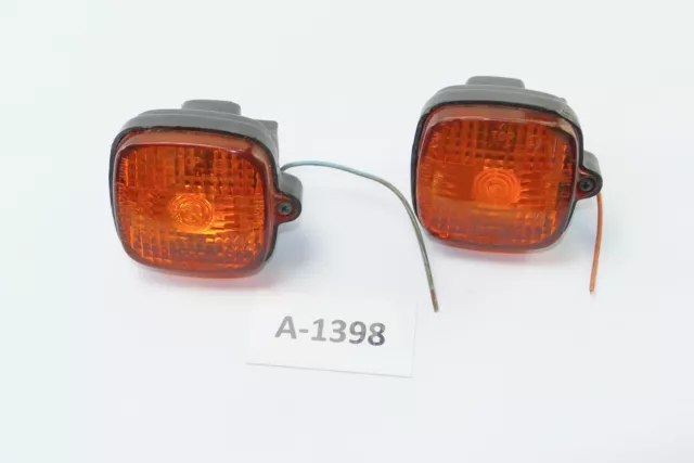 Honda MTX 80 R2 HD09 - Blinker rechts + links beschädigt A1398