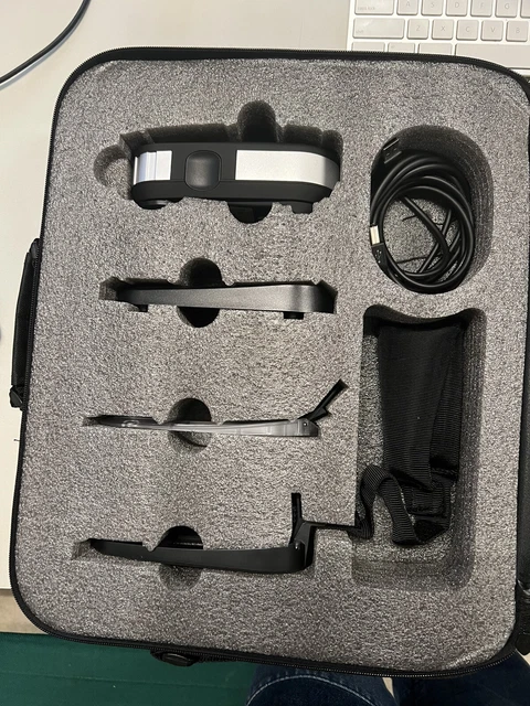 X-Rite EFI ES-2000 i1 Pro Rev E Spectrophotometer w/ Case X-Rite EFI ES-2000 i1 Pro Rev E Spectrophotometer w/ Case