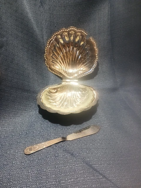 Vintage Leonard Silverplated Clam Shell Butter Dish With Knife and glass Insert