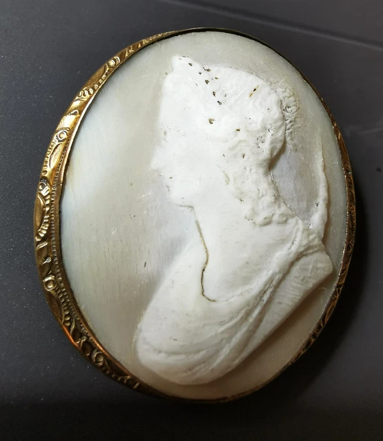 Ancienne Broche Camée Sculpté En écume - Laiton - À Restaurer - France