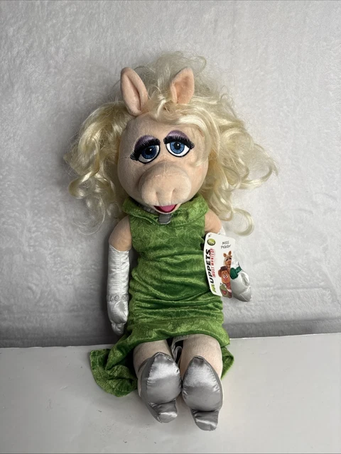 green emerald velvet dress Miss Piggy