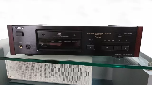 Sony CDP X7ESD, CD-Player, Referenzklasse, TOP Zustand org. FB, BDA