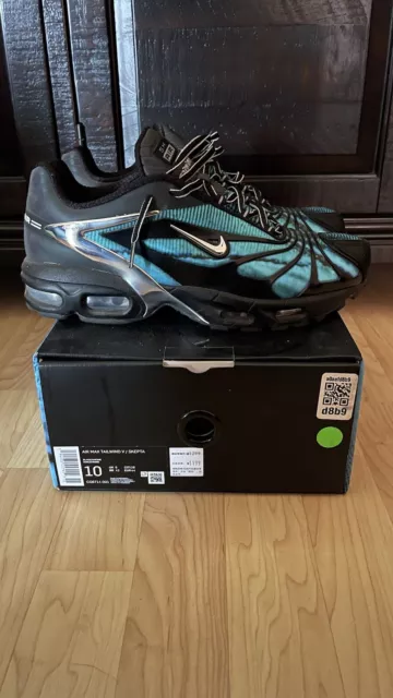 Black CDG air max SNDR SP size 10 in VNDS condition with OG box