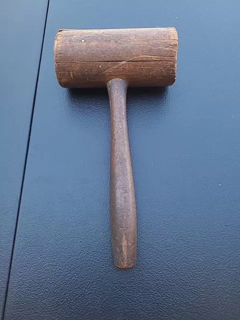 Vintage Mallet Woodworkers /Wood Carvers Wooden Mallet Weighs  15 oz.
