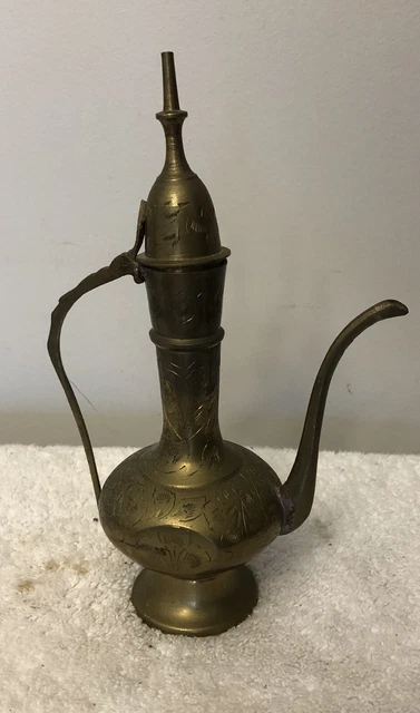 Vintage 9” Ornate Etched Solid Brass Teapot Genie Lamp Pitcher Made In India