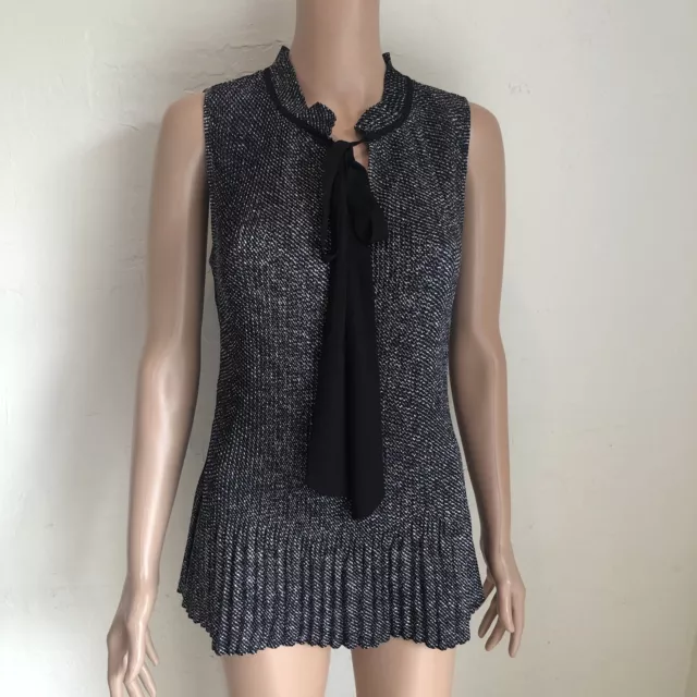 Dkny Women’s Size L Sleeveless Pleated Tie-Neck Blouse Dress Shirt Grey/Black