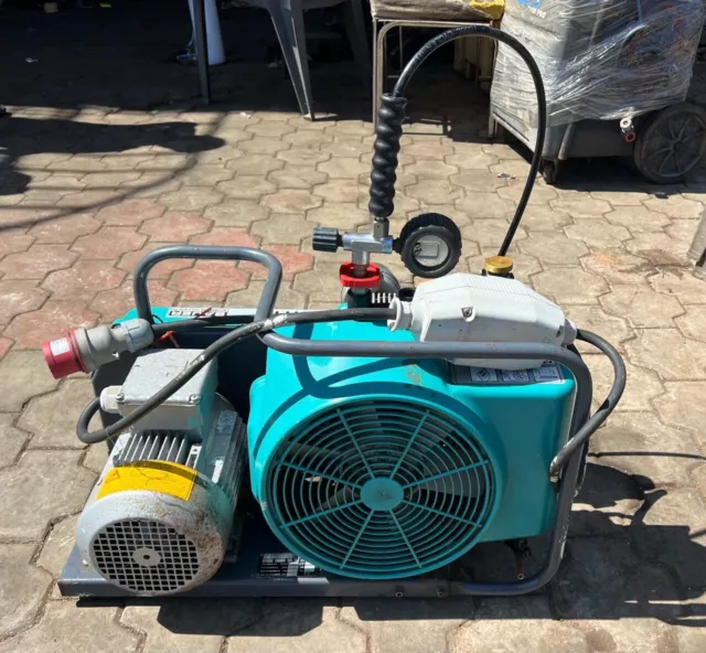 Bauer Breathing Air Compressor Junior 2