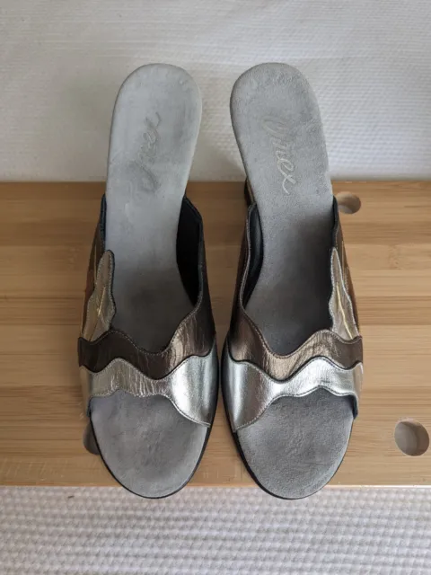 Onex Women's Vintage Sandals Heeled Wedge Metallic Gold Size 10.