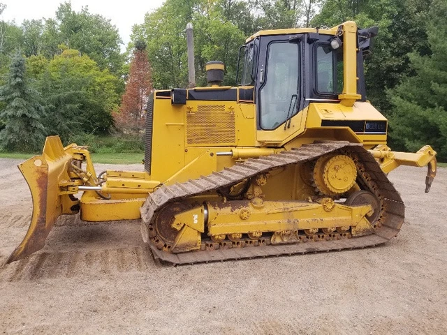 Caterpillar D5M LGP ONLY 1900HRS!!! WITH RIPPER