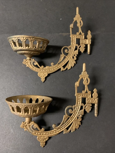 Pair of Antique VTG Cast Iron Ornate Swivel Wall Scone Oil Lamp Holder Gold Tone