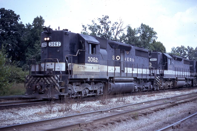 Original 1973 Kodachrome Railroad Slide Southern Railway 3062 Emd Sd35