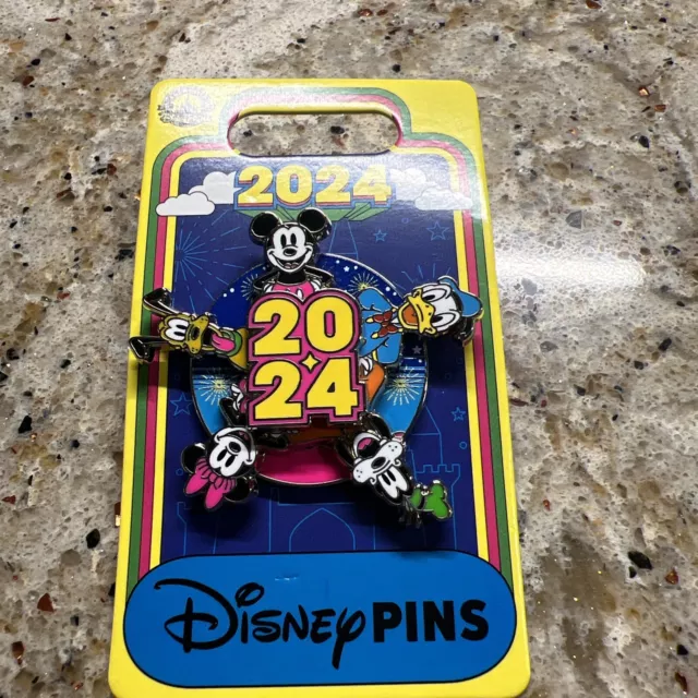 DISNEY 2024 SPINNER Mickey And Pals Pin 1.25 PicClick