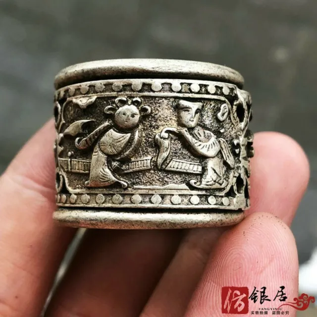 Exquisite Old Chinese tibet silver handcarved character Pull finge Ring statue 3
