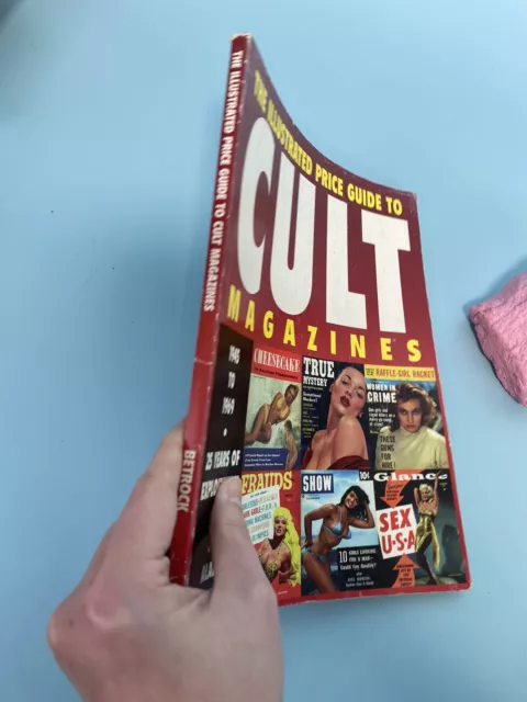 Illustrated PRICE GUIDE to CULT Magazines 1945 to 1969 Alan Betrock PINUP Girly 2