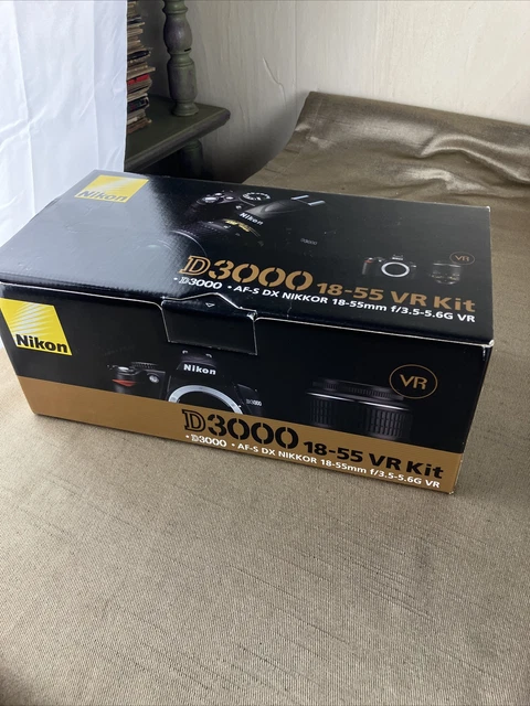 Nikon D3000 10.2MP Digital SLR Camera w AF-S DX Nikkor 18-55mm & 55-200m Lot