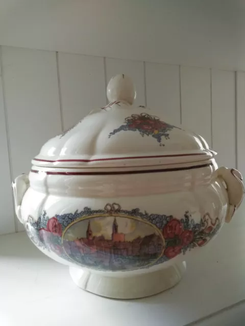 Sarreguemines - modèle Obernai -  Soupière décor Strasbourg, Alsace - Faïence